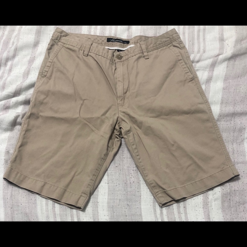 Kenneth Cole Short
